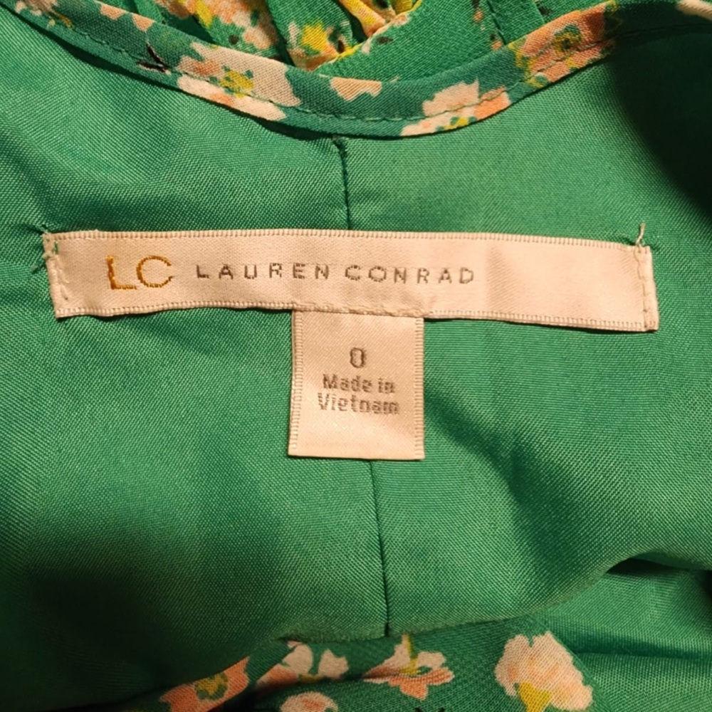 Lauren Conrad - junior dress size 0 - Picture 3 of 3